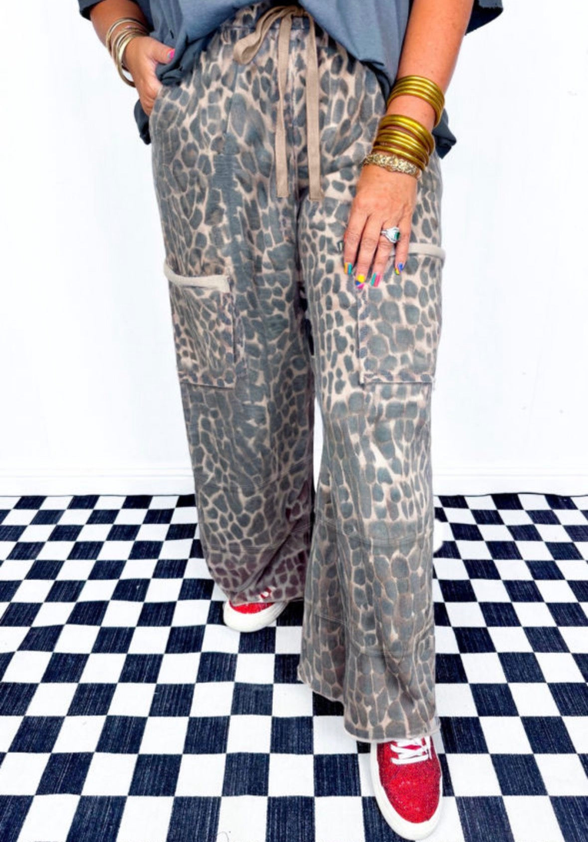 Wide legged leopard pants
