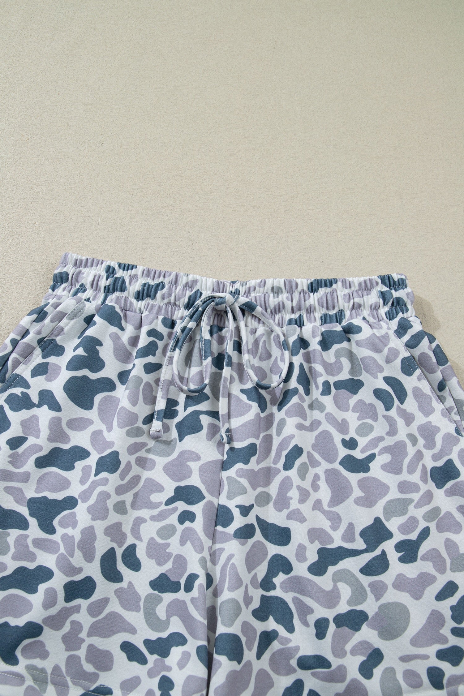 Multicolored Abstract Patterned Collar shorts